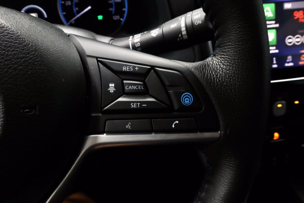 Certified 2025 Nissan Leaf SV Plus FWD image 28