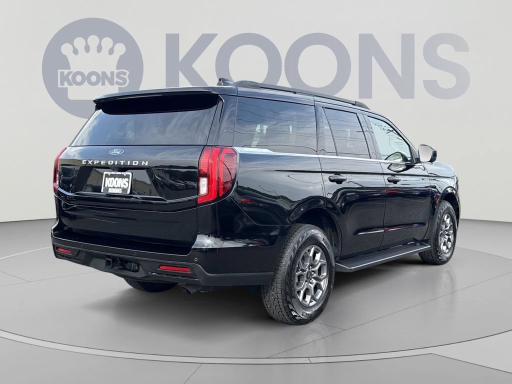 Used 2025 Ford Expedition Active AWD/4WD image 7
