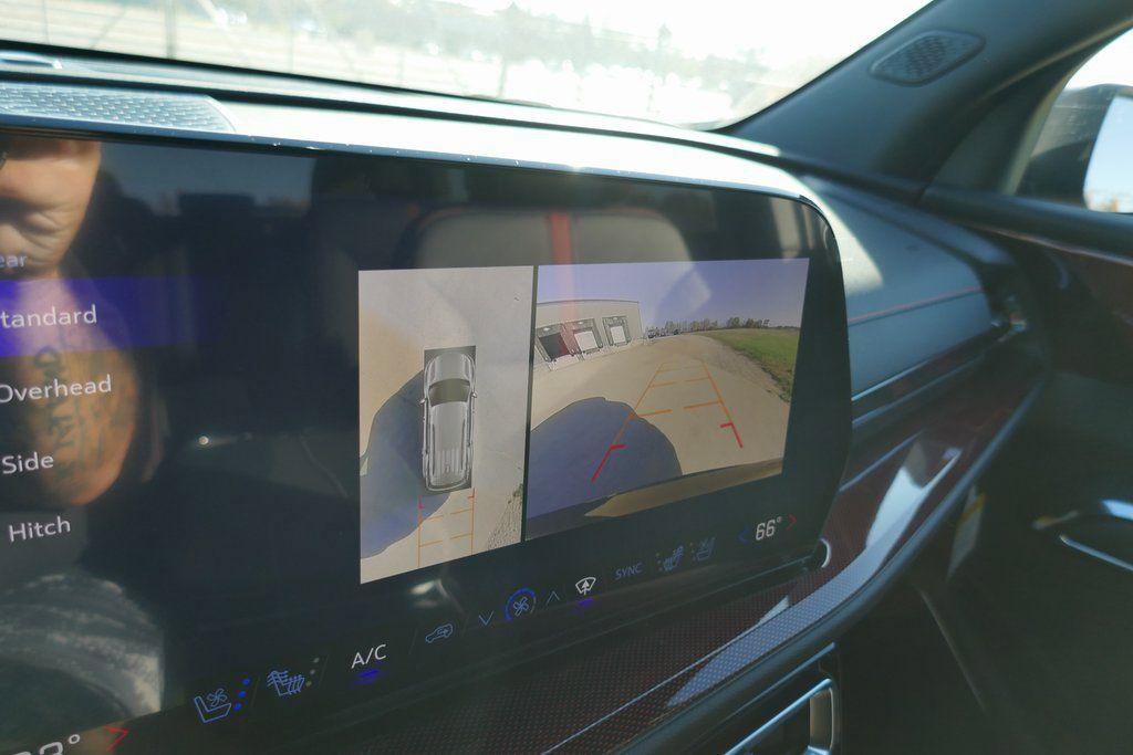 New 2026 Chevrolet Traverse RS image 24