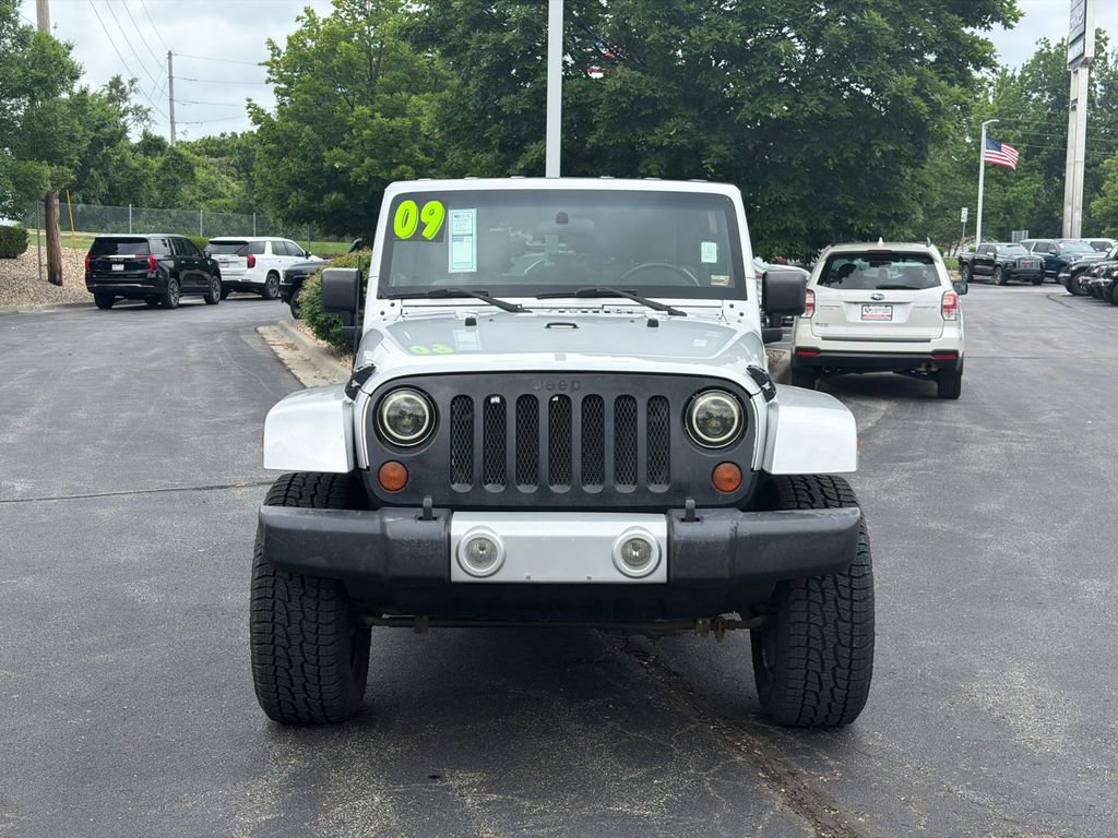 Used 2009 Jeep Wrangler Unlimited Sahara w/ Trailer Tow Group AWD/4WD image 2