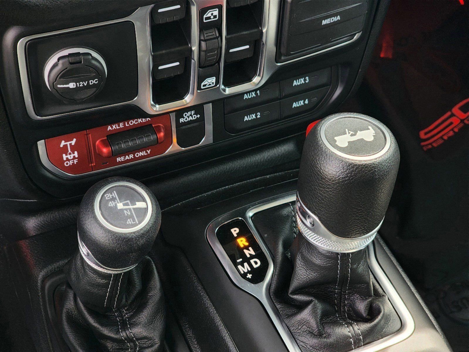 Used 2024 Jeep Wrangler Unlimited Sport image 13