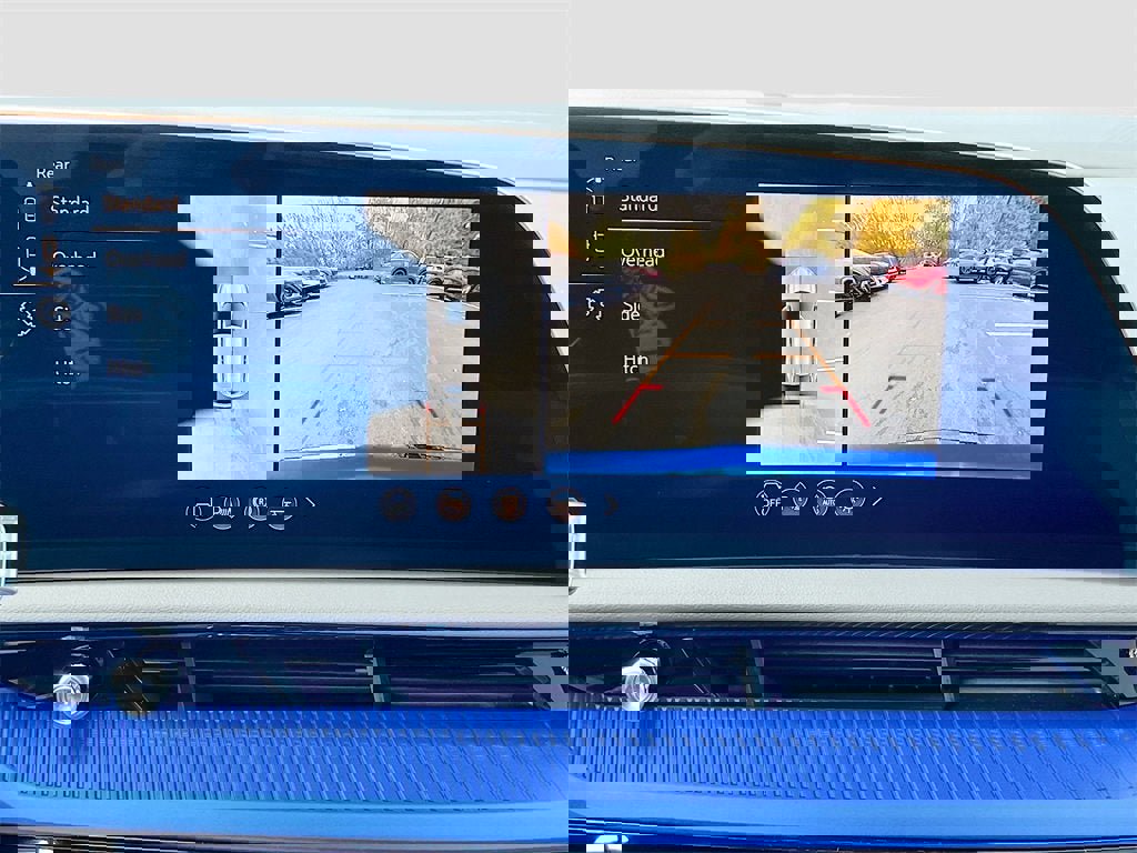 New 2026 Cadillac Optiq Luxury 1 image 13