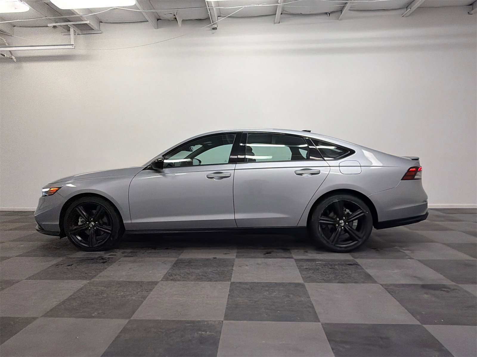 Used 2023 Honda Accord Sport image 5