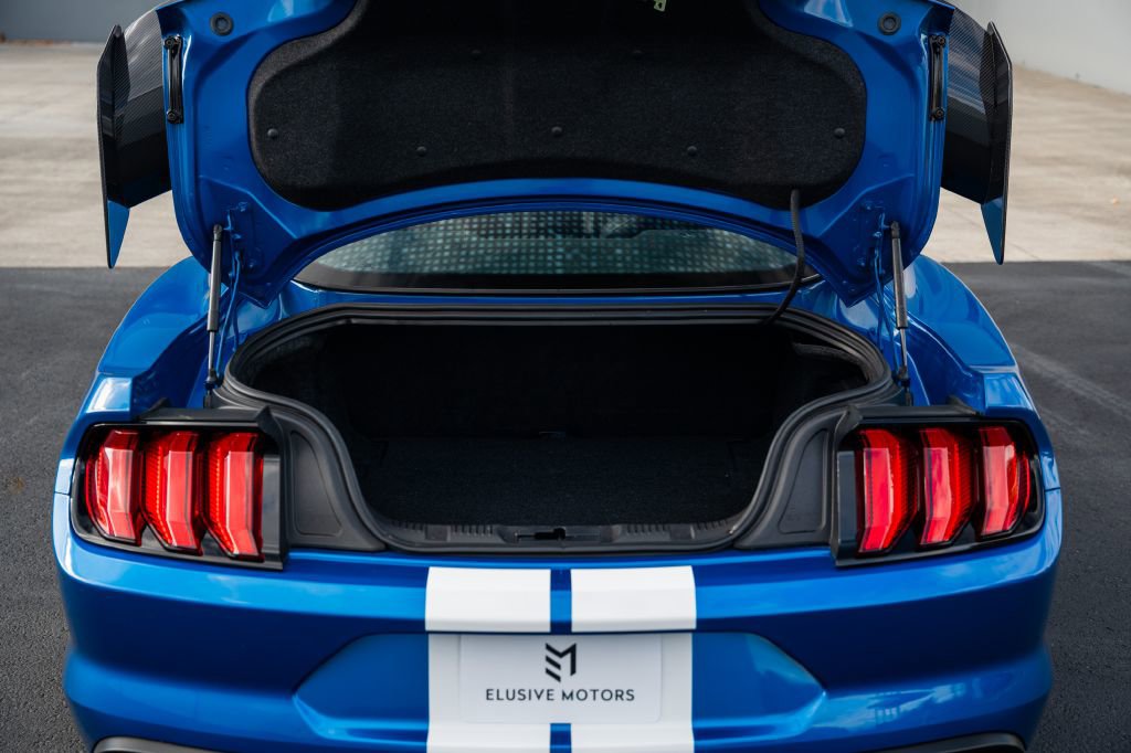 Used 2021 Ford Mustang Shelby GT500 w/ Carbon Fiber Track Pack image 44