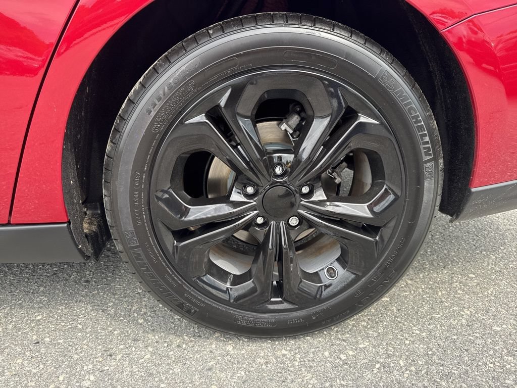 Used 2025 Honda Accord LX image 30