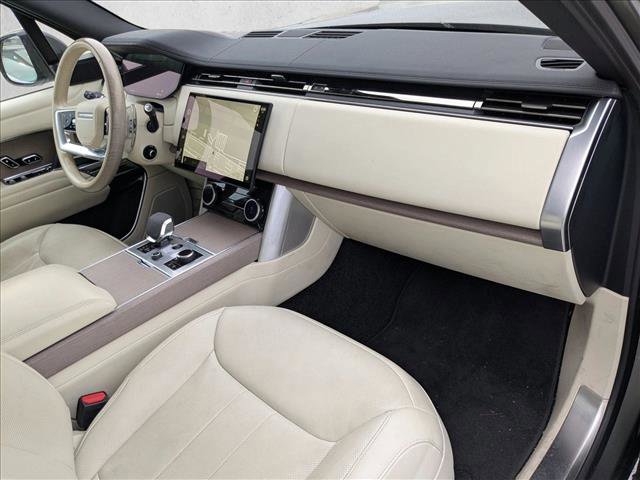 Certified 2023 Land Rover Range Rover SE image 18