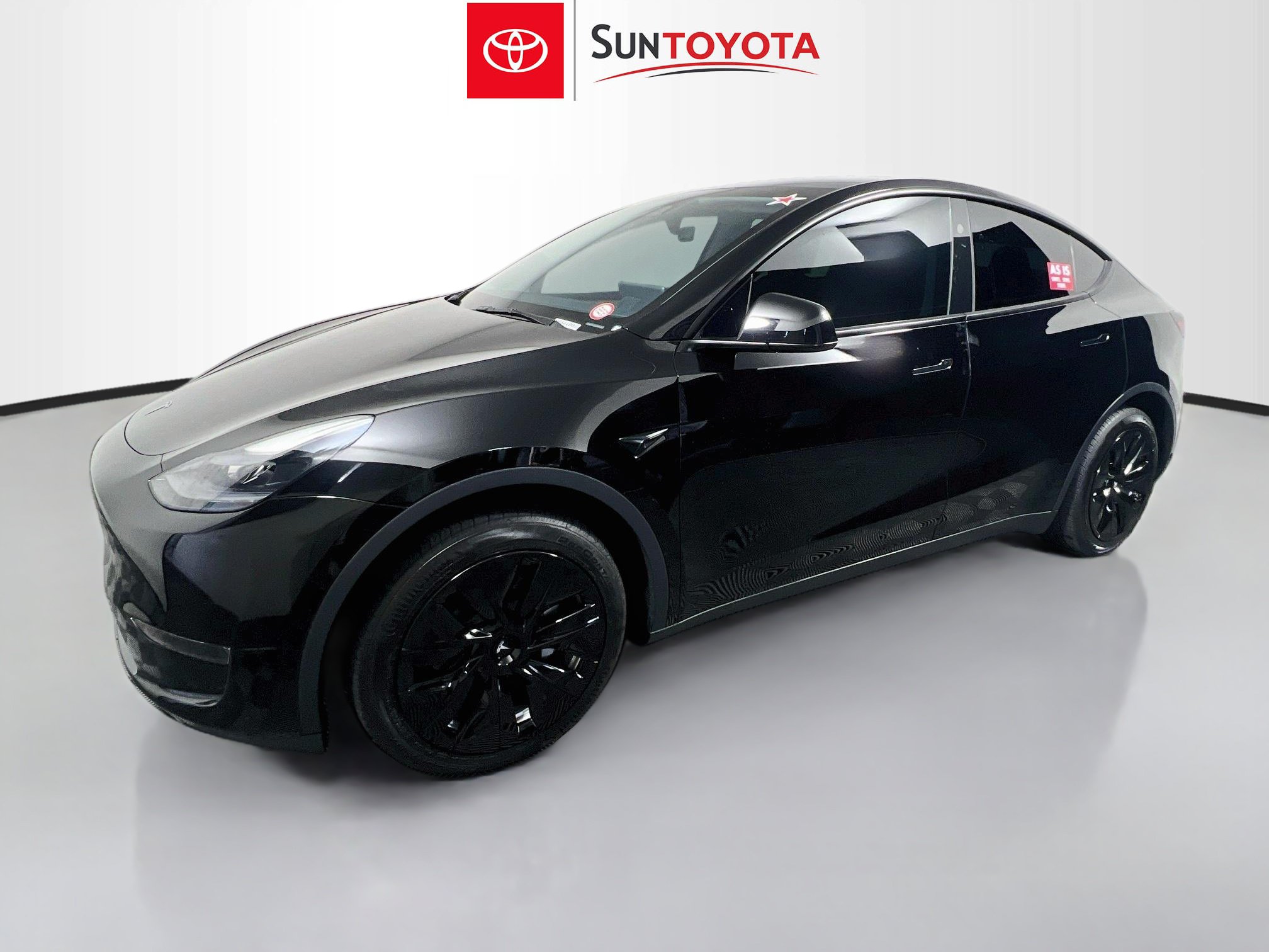 Used 2024 Tesla Model Y Long Range AWD/4WD image 9