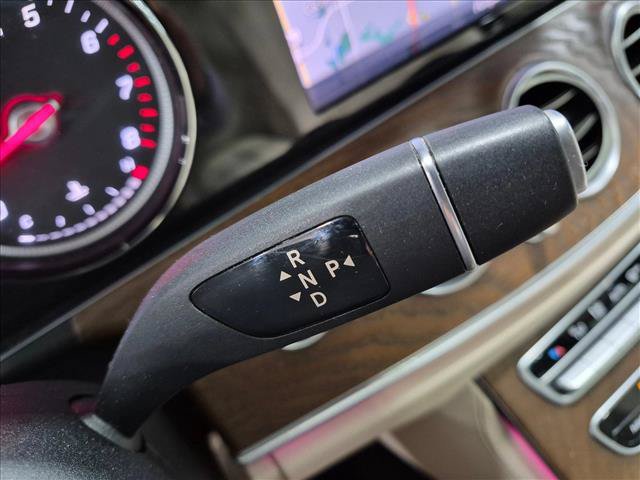 Used 2019 Mercedes-Benz E 300 4MATIC image 12