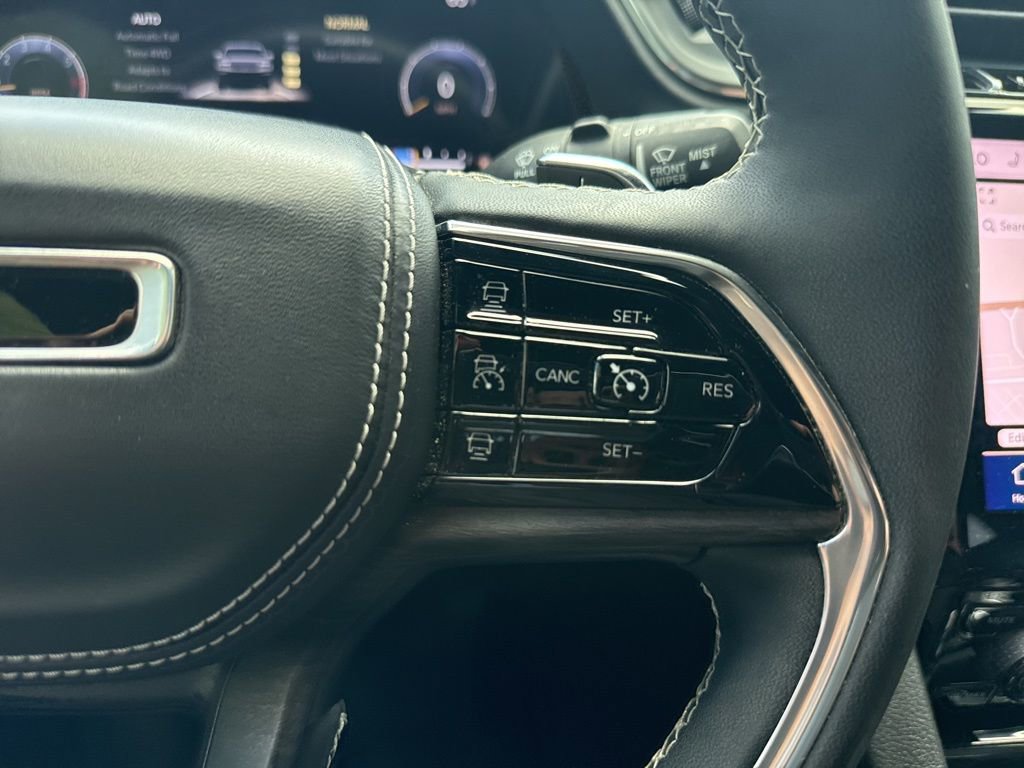 Used 2023 Jeep Grand Cherokee L Overland w/ Luxury Tech Group IV image 30