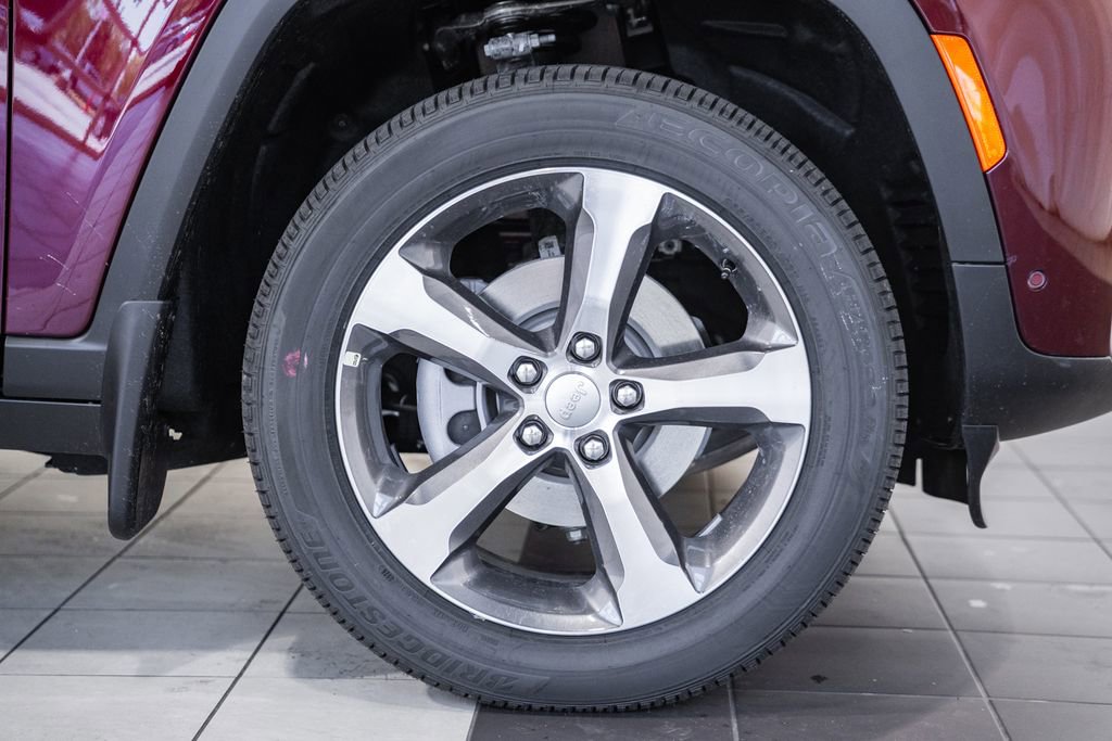 New 2026 Jeep Grand Cherokee Limited AWD/4WD image 18