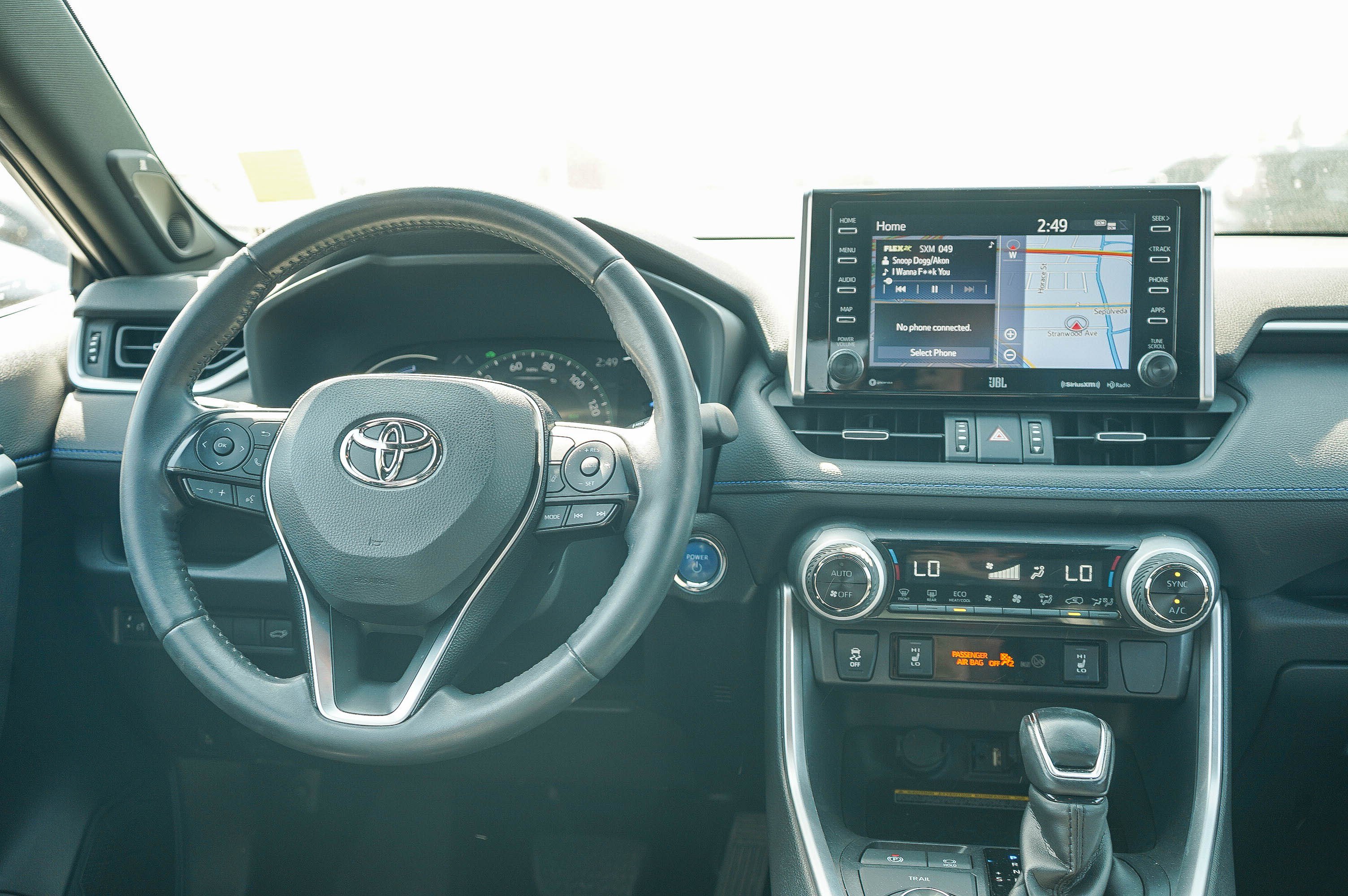 Used 2019 Toyota RAV4 XSE AWD/4WD image 14