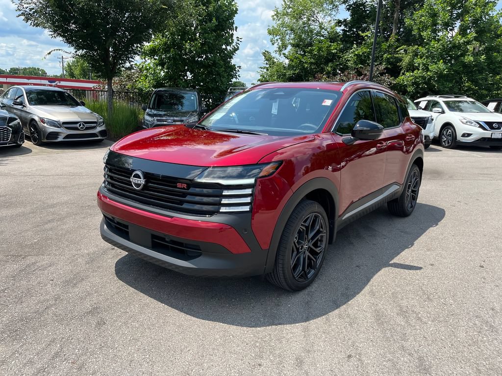 New 2026 Nissan Kicks SR w/ SR Premium Package FWD image 3