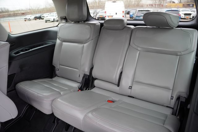 Used 2025 Ford Expedition Active AWD/4WD image 19