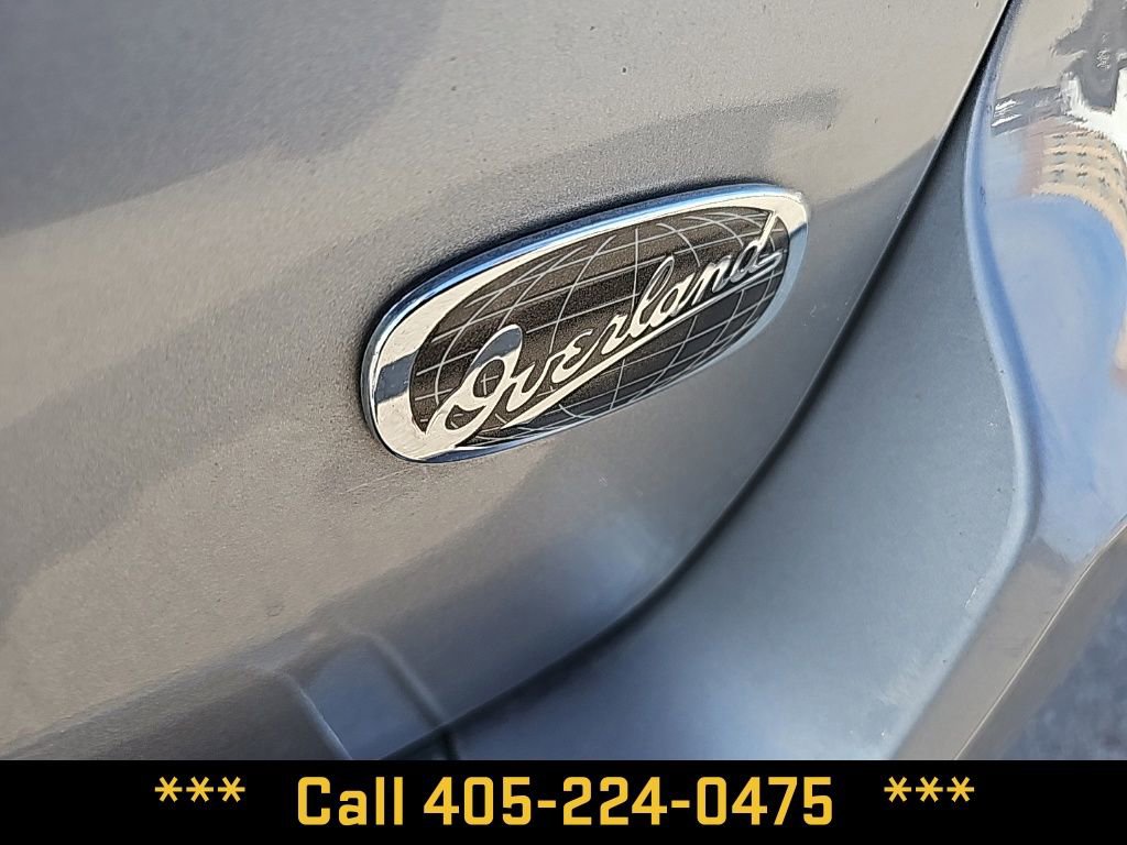 Used 2018 Jeep Grand Cherokee Overland w/ Jeep Active Safety Group image 22