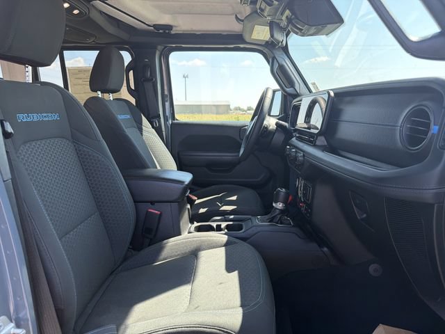Used 2024 Jeep Wrangler Unlimited Rubicon 4xe AWD/4WD image 16