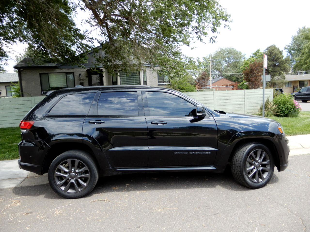 Used 2018 Jeep Grand Cherokee High Altitude image 4