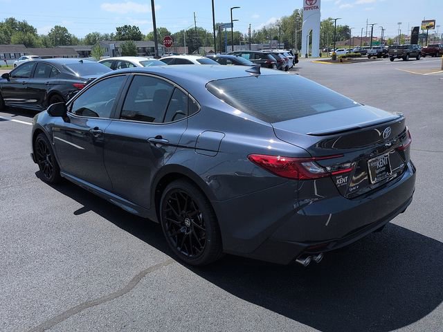 Used 2026 Toyota Camry SE w/ Convenience Package FWD image 5