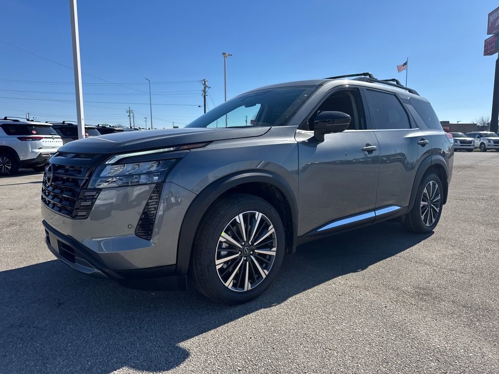 New 2026 Nissan Pathfinder Platinum image 2
