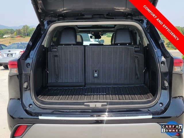 Used 2022 Toyota Highlander Platinum image 17