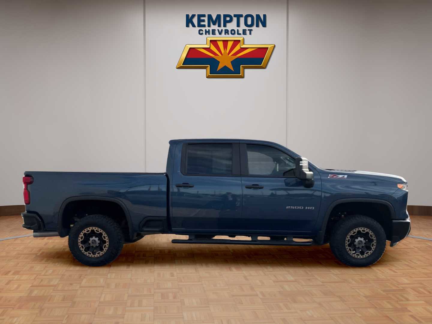 Used 2025 Chevrolet Silverado 2500 Custom w/ Custom Value Package image 7