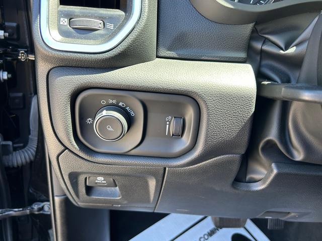 Used 2024 RAM 1500 Laramie image 24