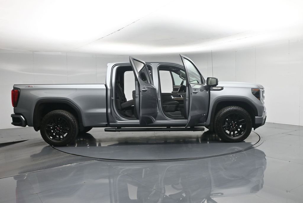 Used 2026 GMC Sierra 1500 Elevation w/ Elevation Premium Package AWD/4WD image 5