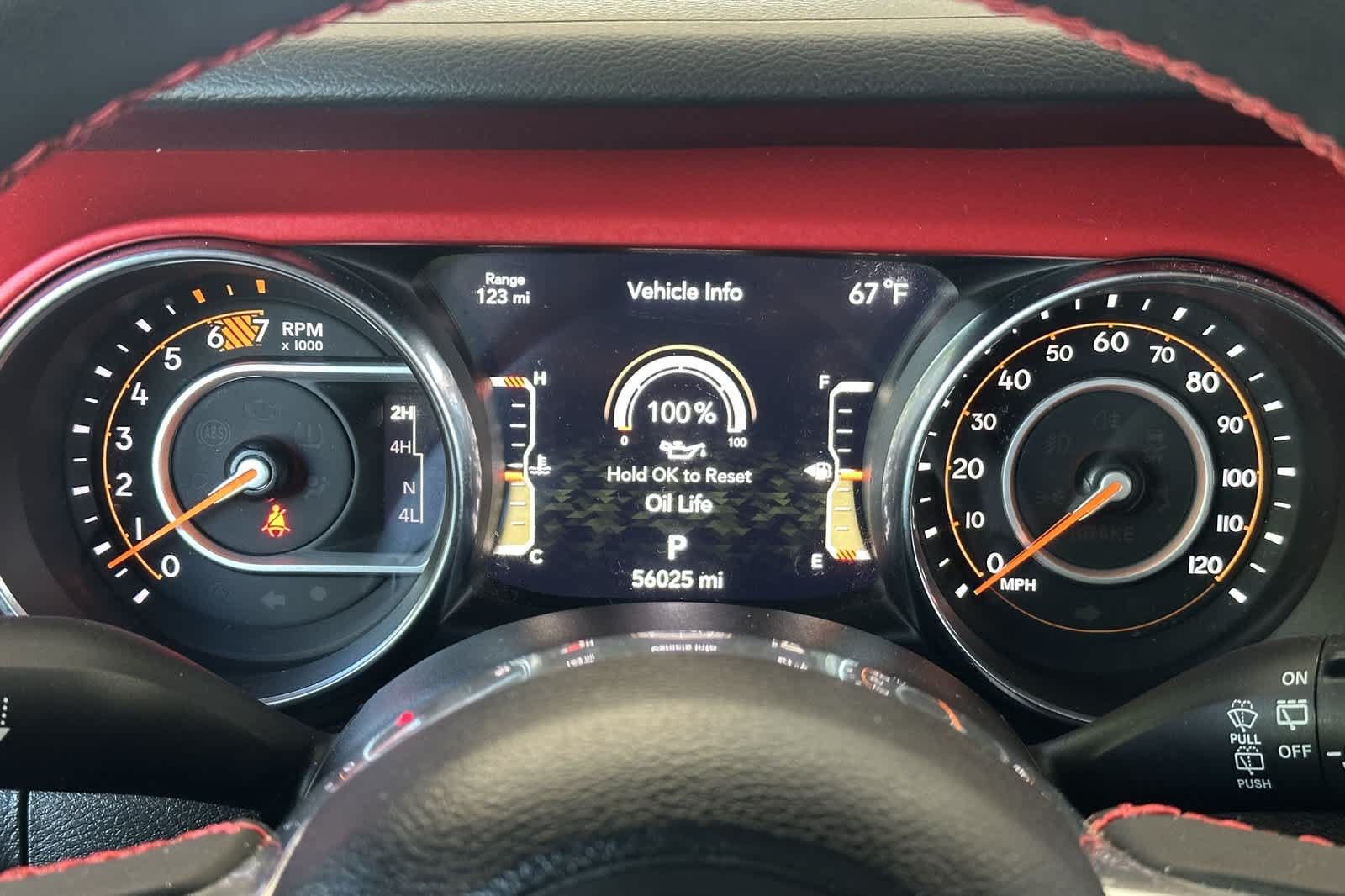 Used 2023 Jeep Wrangler Unlimited Rubicon AWD/4WD image 28
