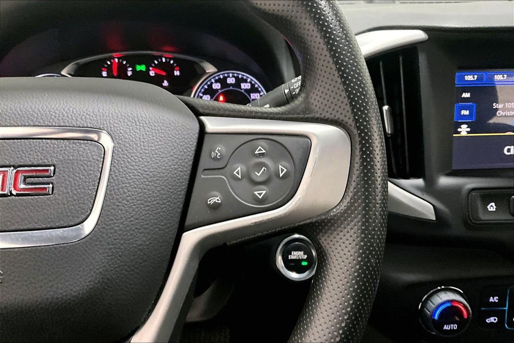 Used 2023 GMC Terrain SLE w/ Driver Convenience Package image 12