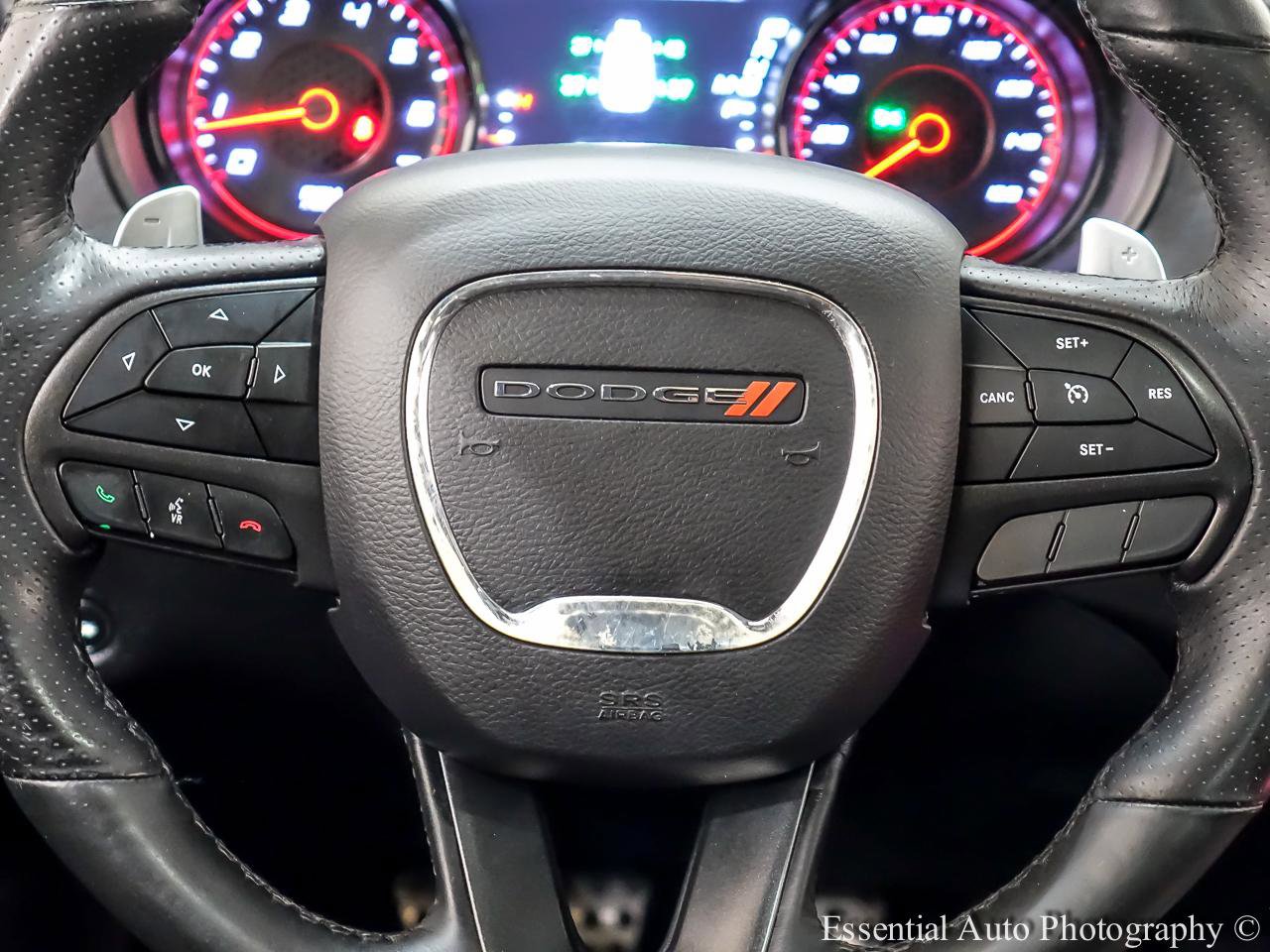 Used 2017 Dodge Charger R/T RWD image 19