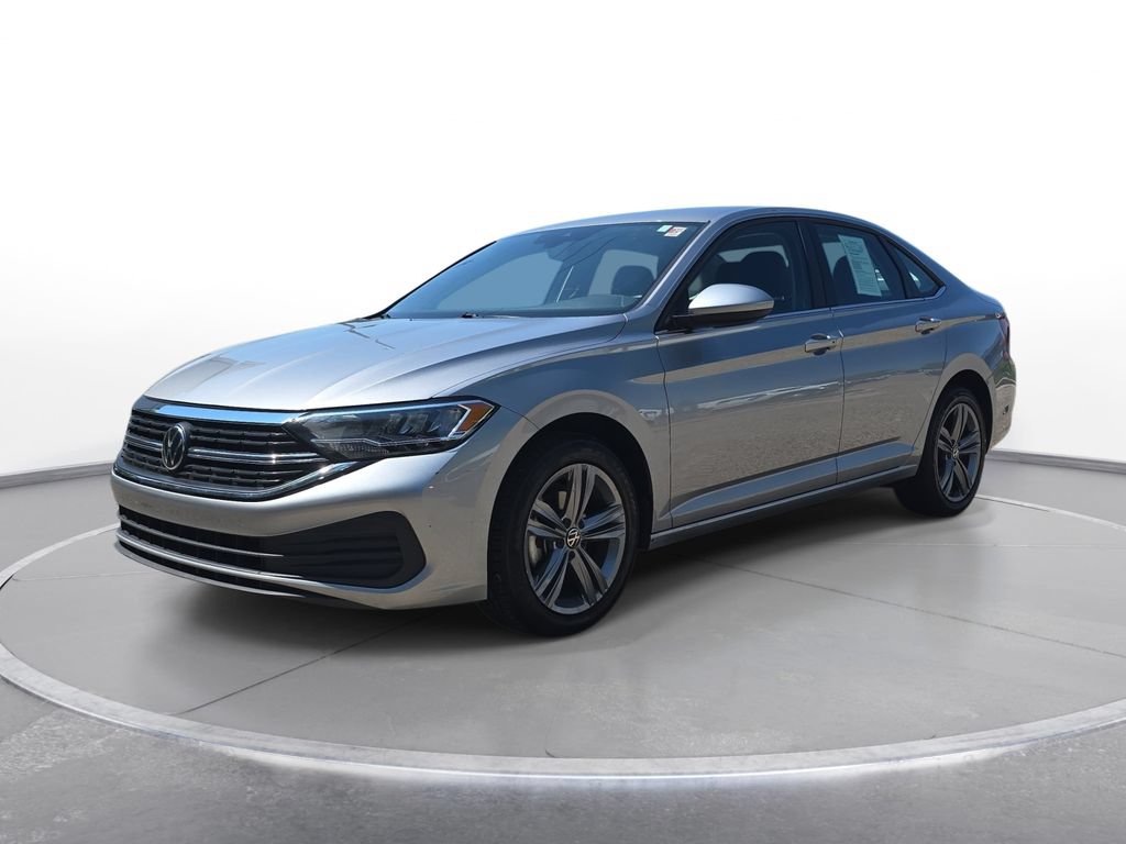 Used 2024 Volkswagen Jetta SE