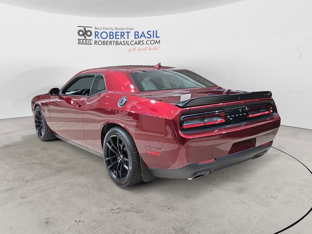 Used 2022 Dodge Challenger R/T Scat Pack w/ Dynamics Package image 3