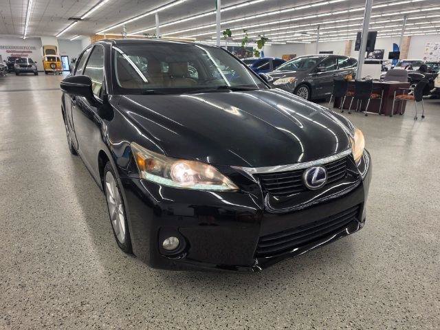 Used 2013 Lexus CT 200h w/ Seat Comfort Pkg FWD image 4