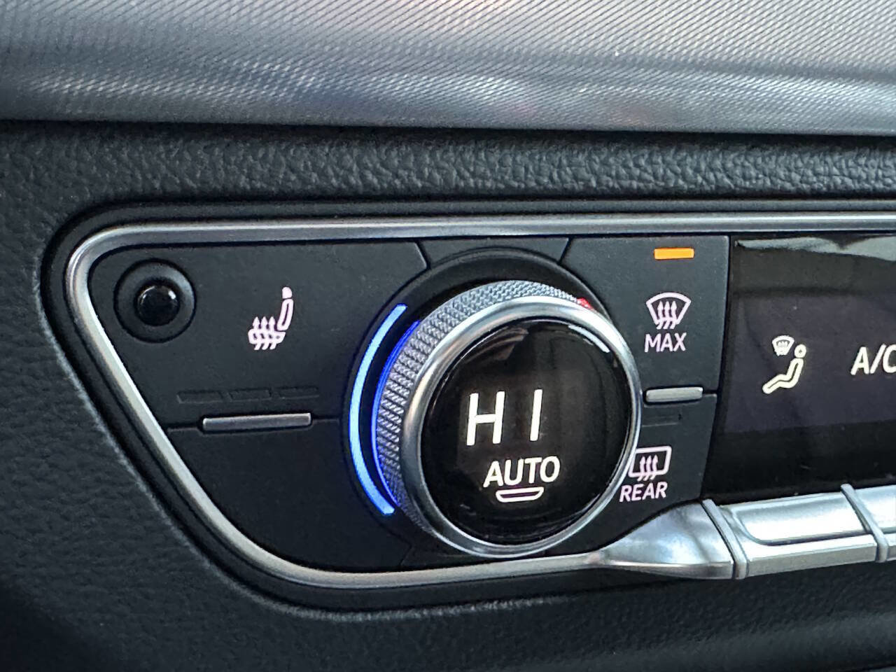 Used 2018 Audi Q5 2.0T Premium Plus w/ Premium Plus Package image 22