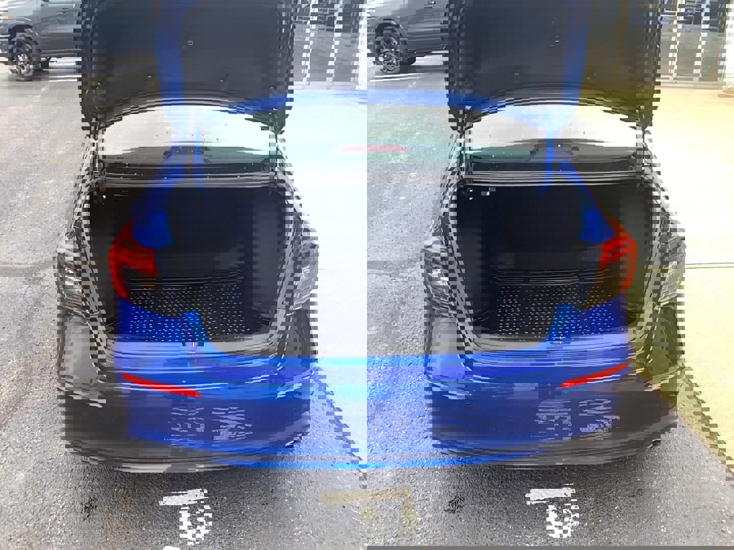 Used 2023 Honda Civic Sport image 5