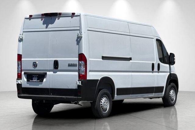 New 2024 RAM ProMaster 2500 w/ Convenience Group FWD image 4