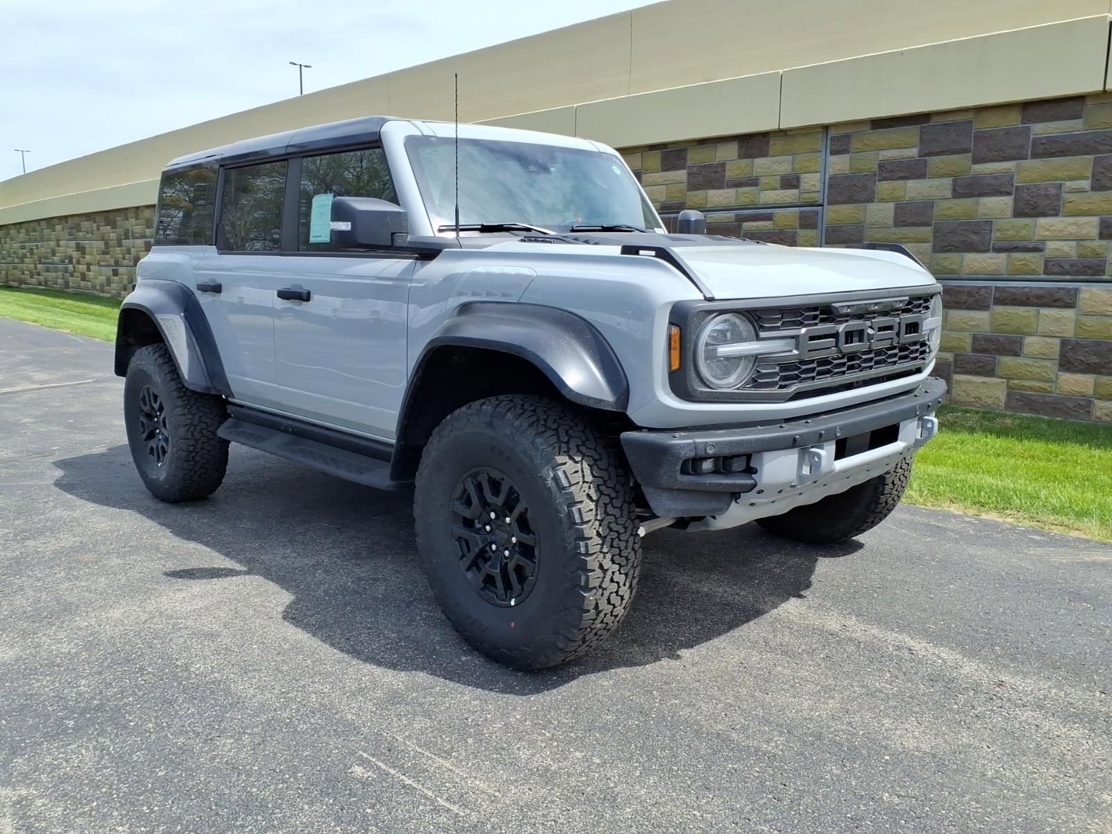 New 2026 Ford Bronco Raptor AWD/4WD image 2
