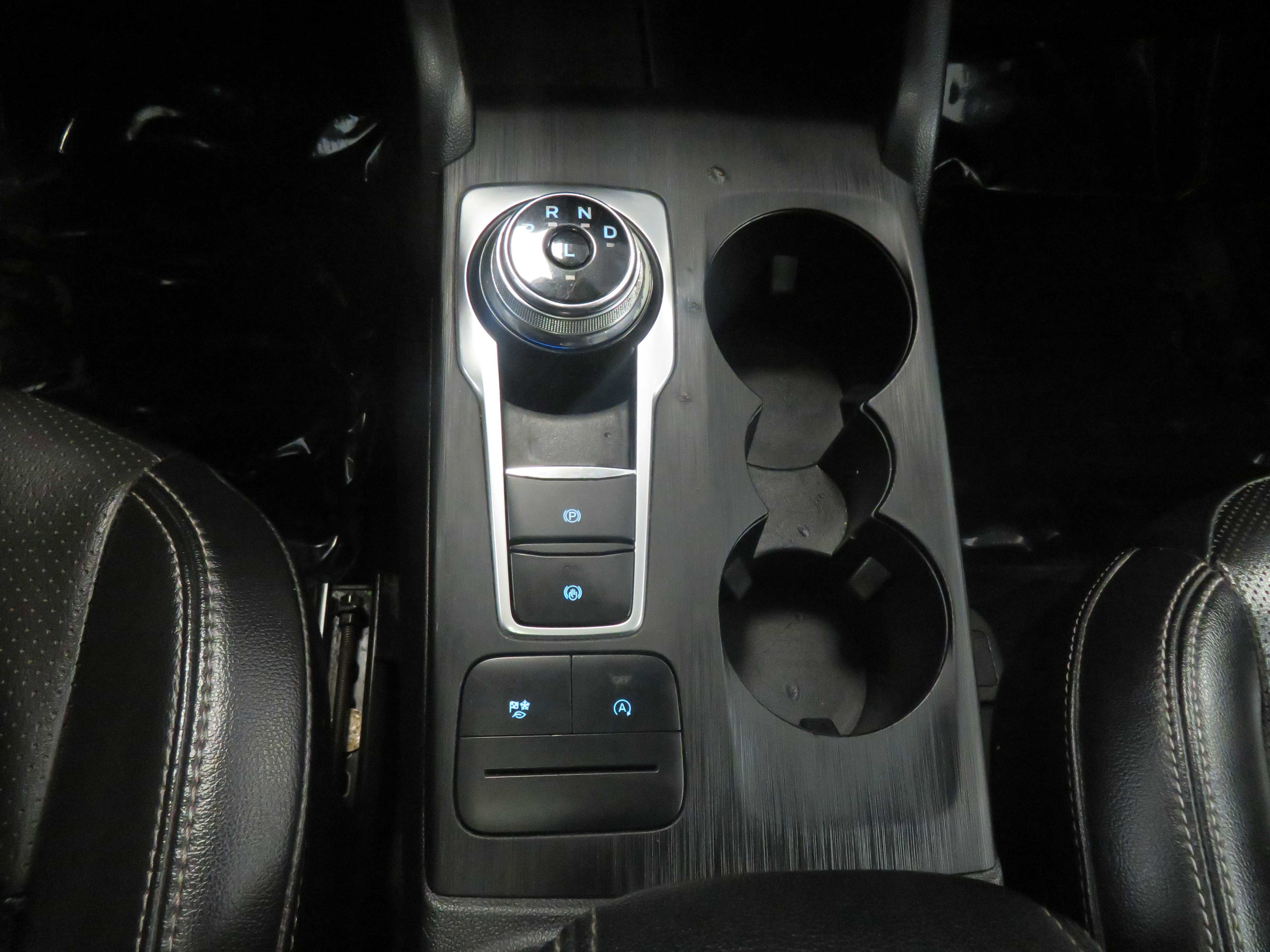 Used 2020 Ford Escape SEL image 40