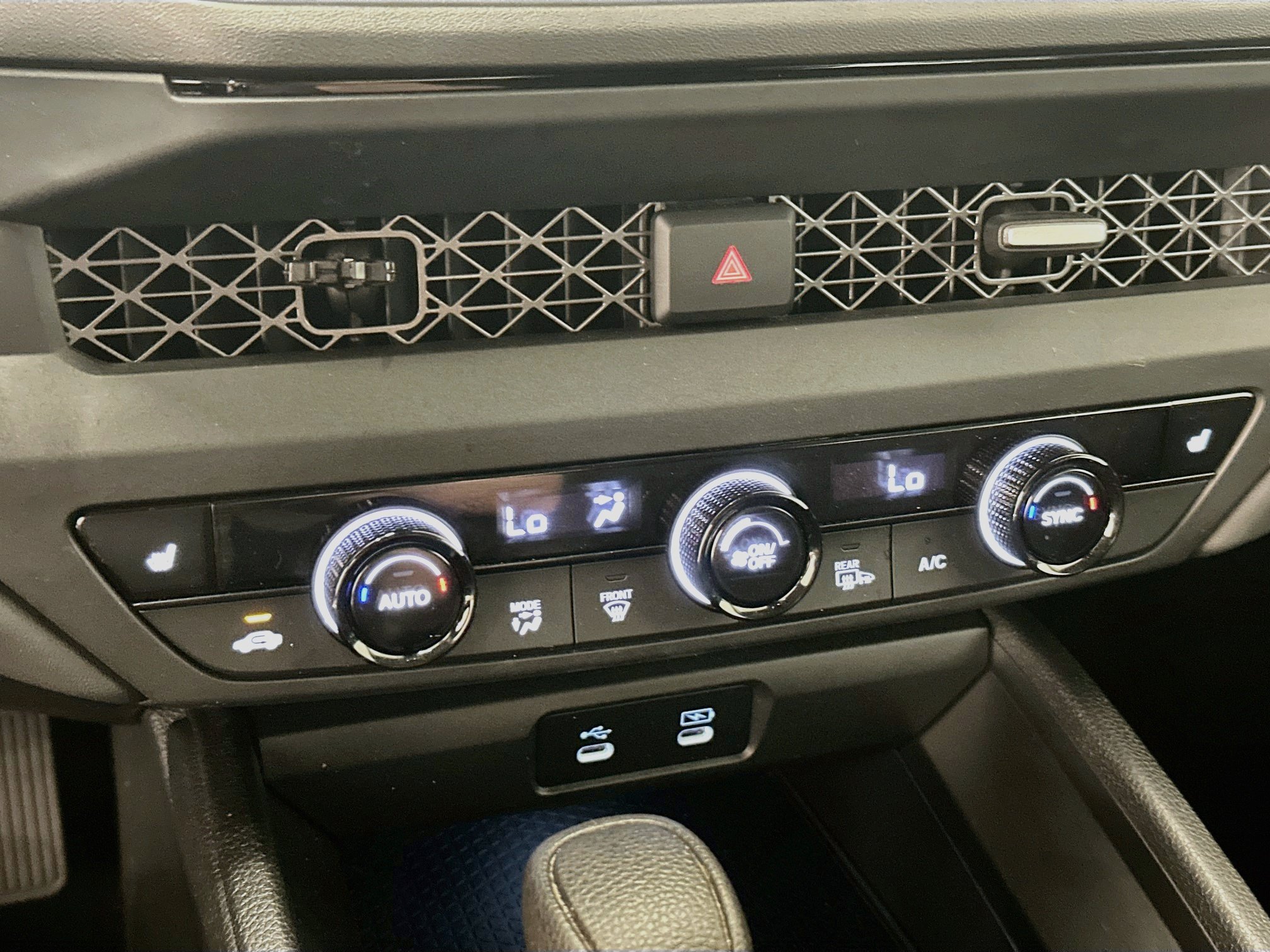 Used 2025 Honda Accord SE image 23