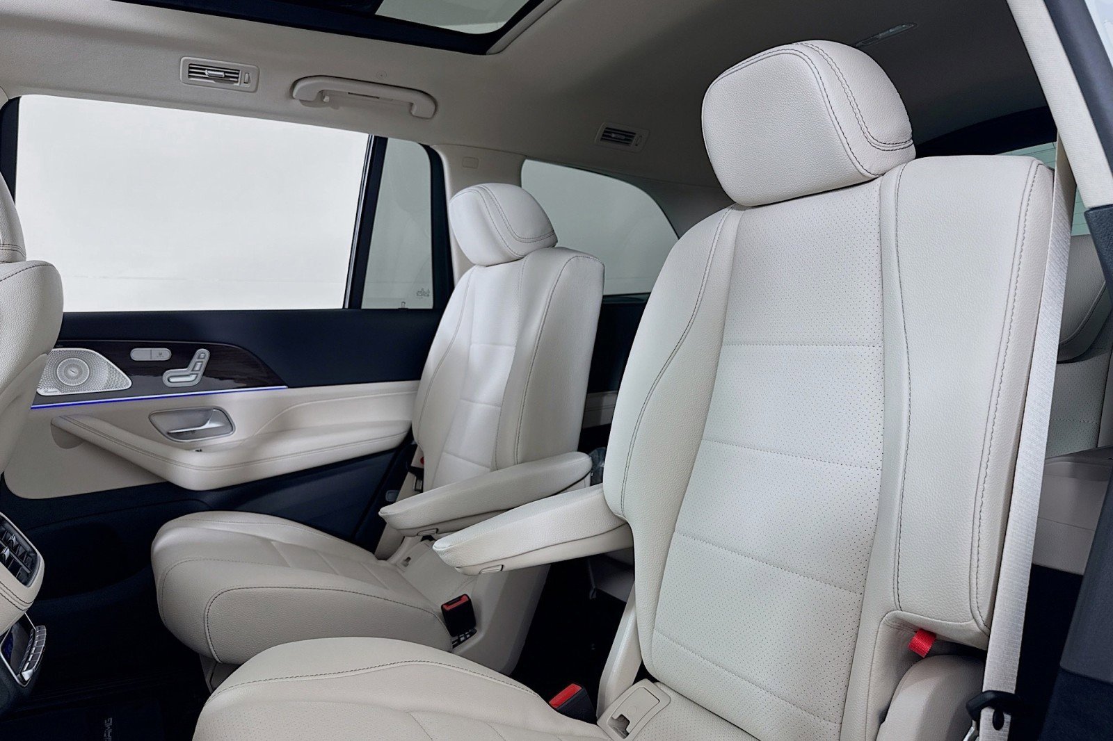 New 2026 Mercedes-Benz GLS 450 4MATIC image 7