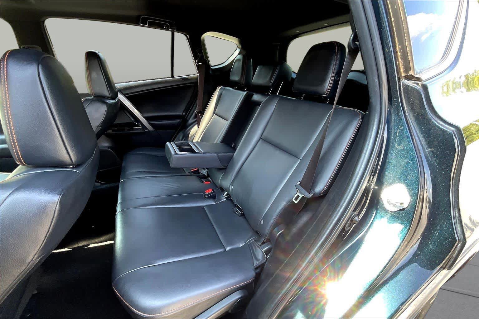 Used 2017 Toyota RAV4 SE w/ Power Extra Value Package FWD image 20