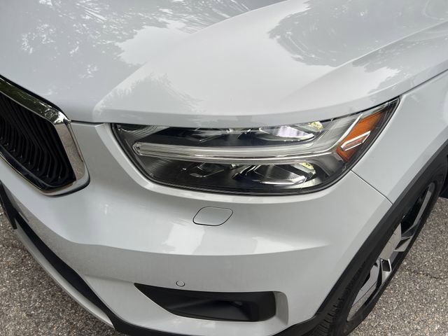 Used 2021 Volvo XC40 T5 Momentum w/ Premium Package AWD/4WD image 28