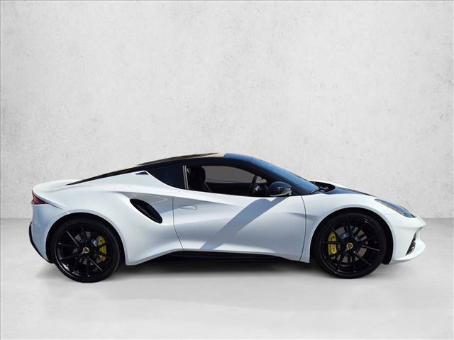 Used 2025 Lotus Emira RWD image 4