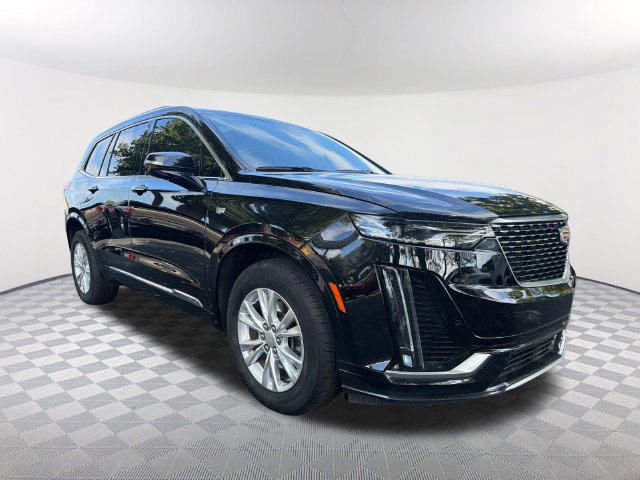 Certified 2024 Cadillac XT6 Luxury w/ LPO, Floor Liner Package AWD/4WD image 3