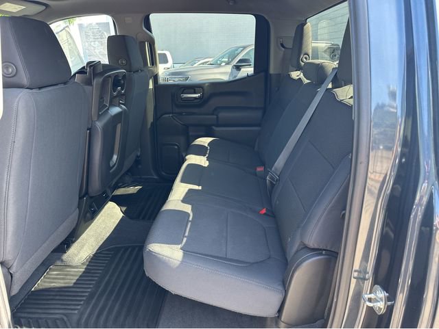 Used 2020 Chevrolet Silverado 1500 Custom w/ Custom Value Package RWD image 17