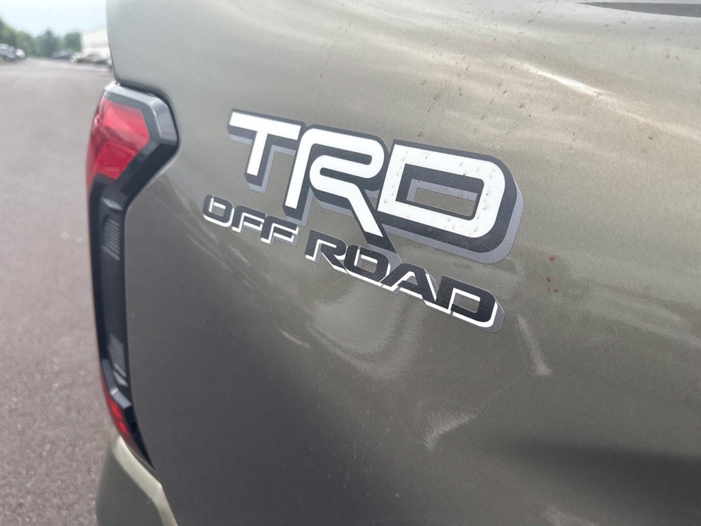 New 2026 Toyota Tacoma TRD Off-Road AWD/4WD image 13