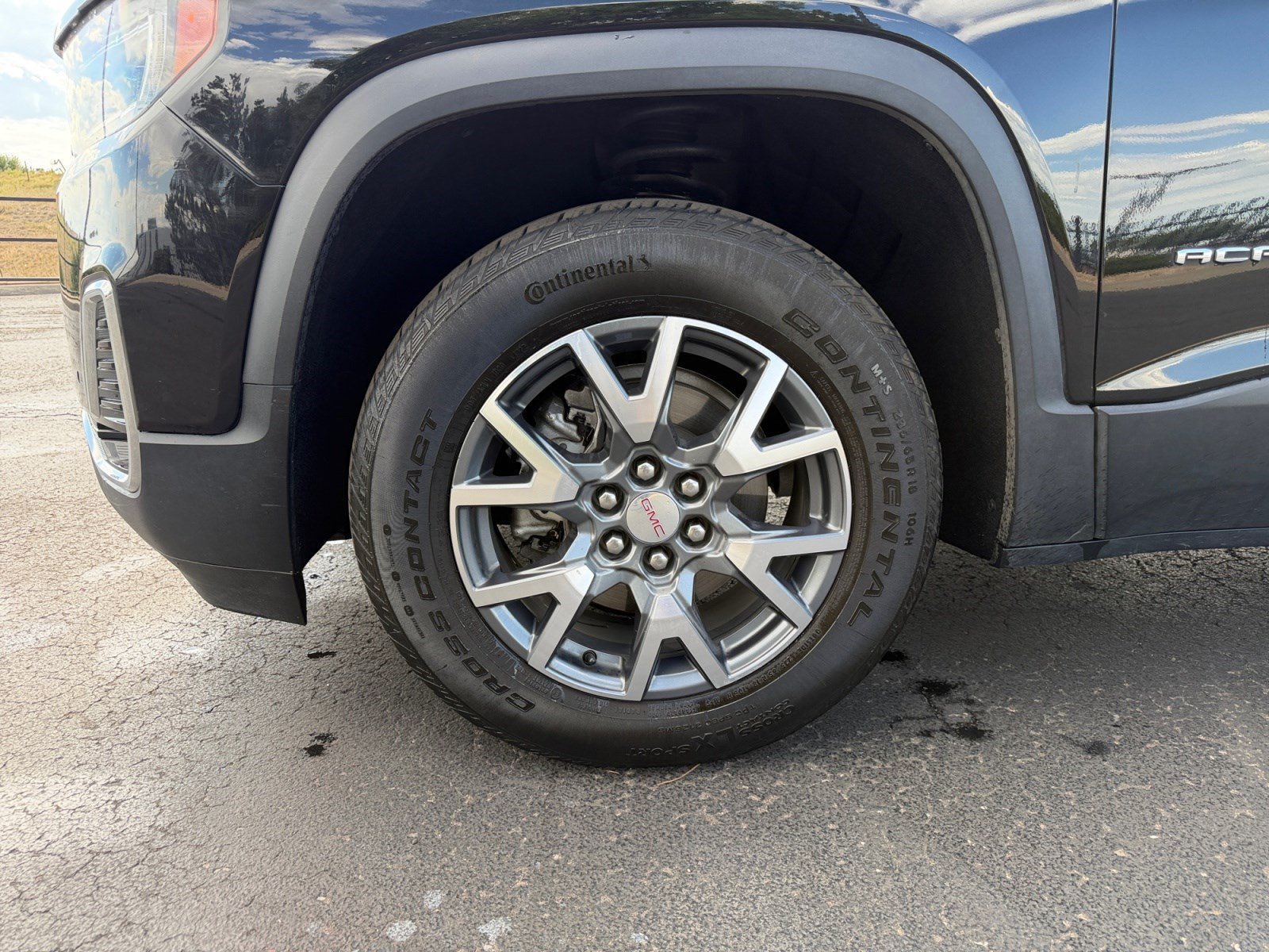 Used 2023 GMC Acadia SLT AWD/4WD image 24