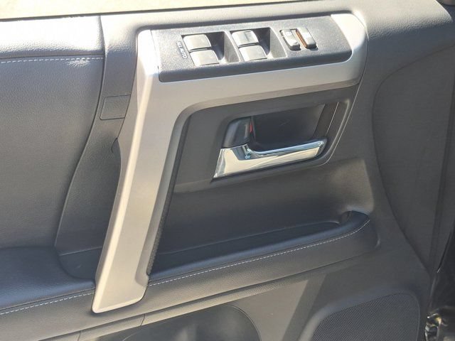 Used 2024 Toyota 4Runner SR5 Premium w/ Moonroof Package AWD/4WD image 14