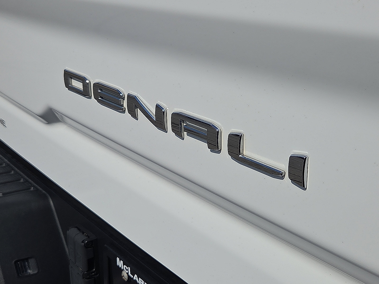 Used 2020 GMC Sierra 2500 Denali w/ Denali Ultimate Package AWD/4WD image 16