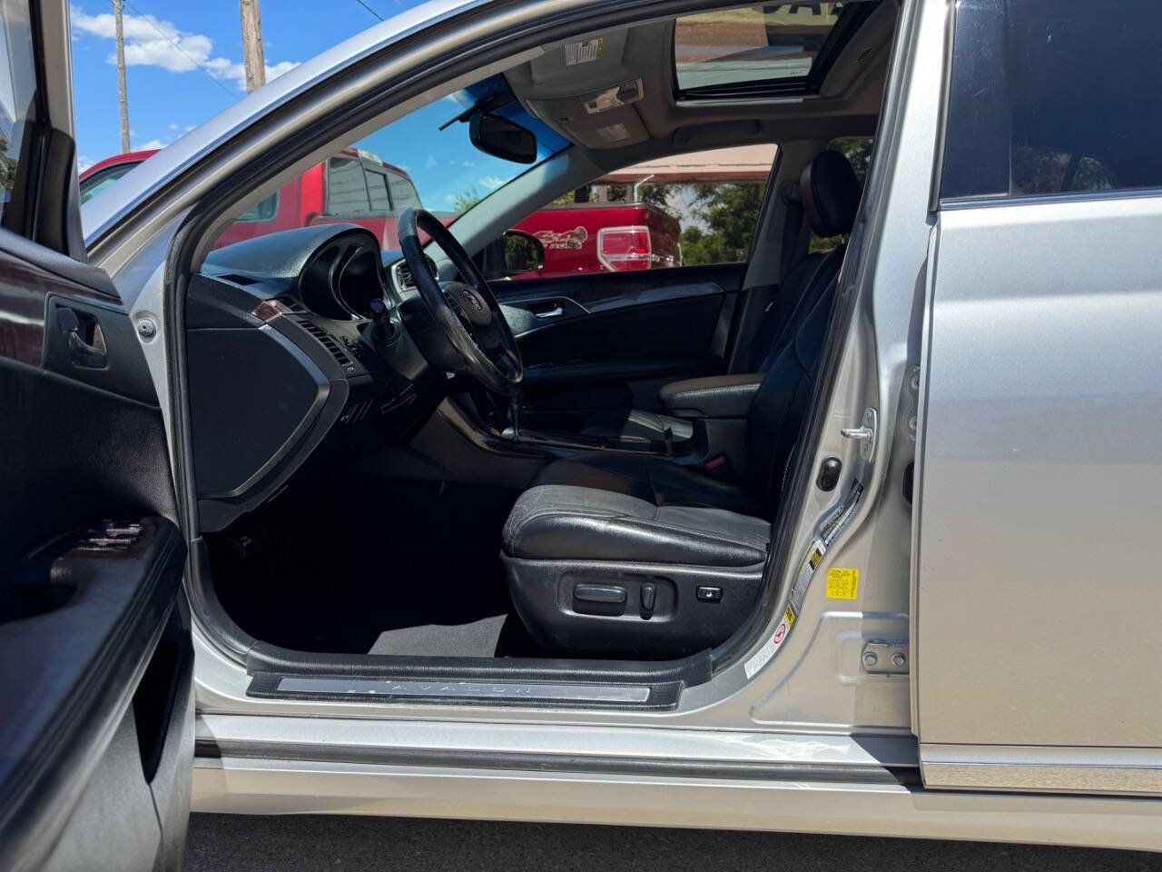 Used 2012 Toyota Avalon FWD image 11