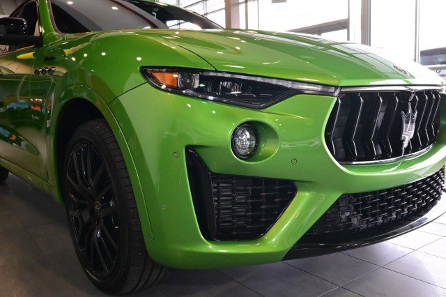 Used 2023 Maserati Levante Modena AWD/4WD image 11